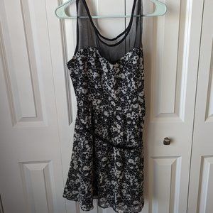 Lauren Conrad Black and White Floral Dress size 14